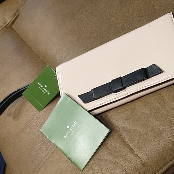 NWT Kate ♠️ Spade New York Chelsea Park Wallet / Wristlet / Clutch